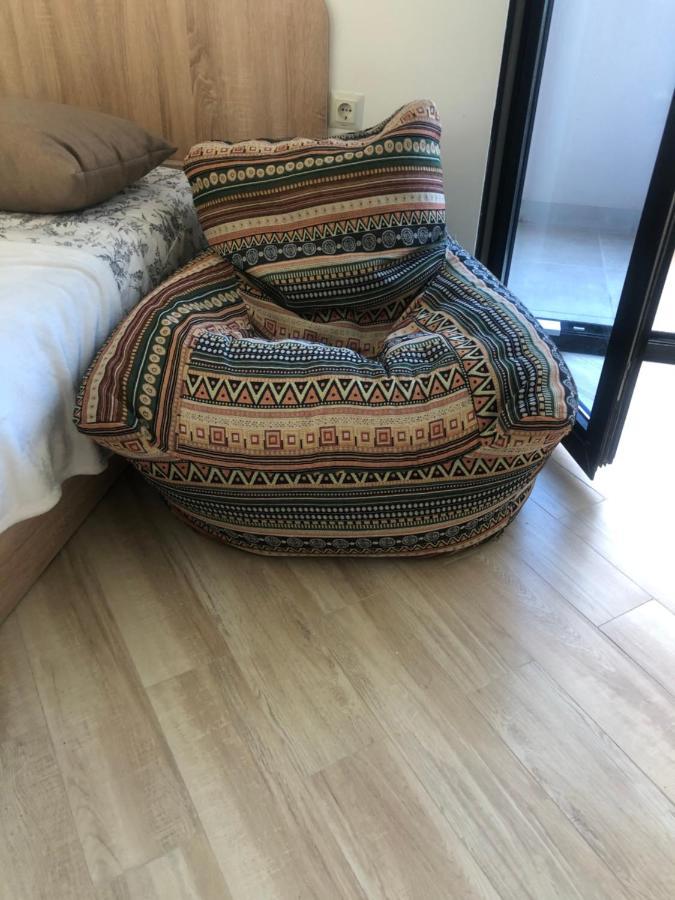 Cozy Studio In Family Inn ゴニオ エクステリア 写真